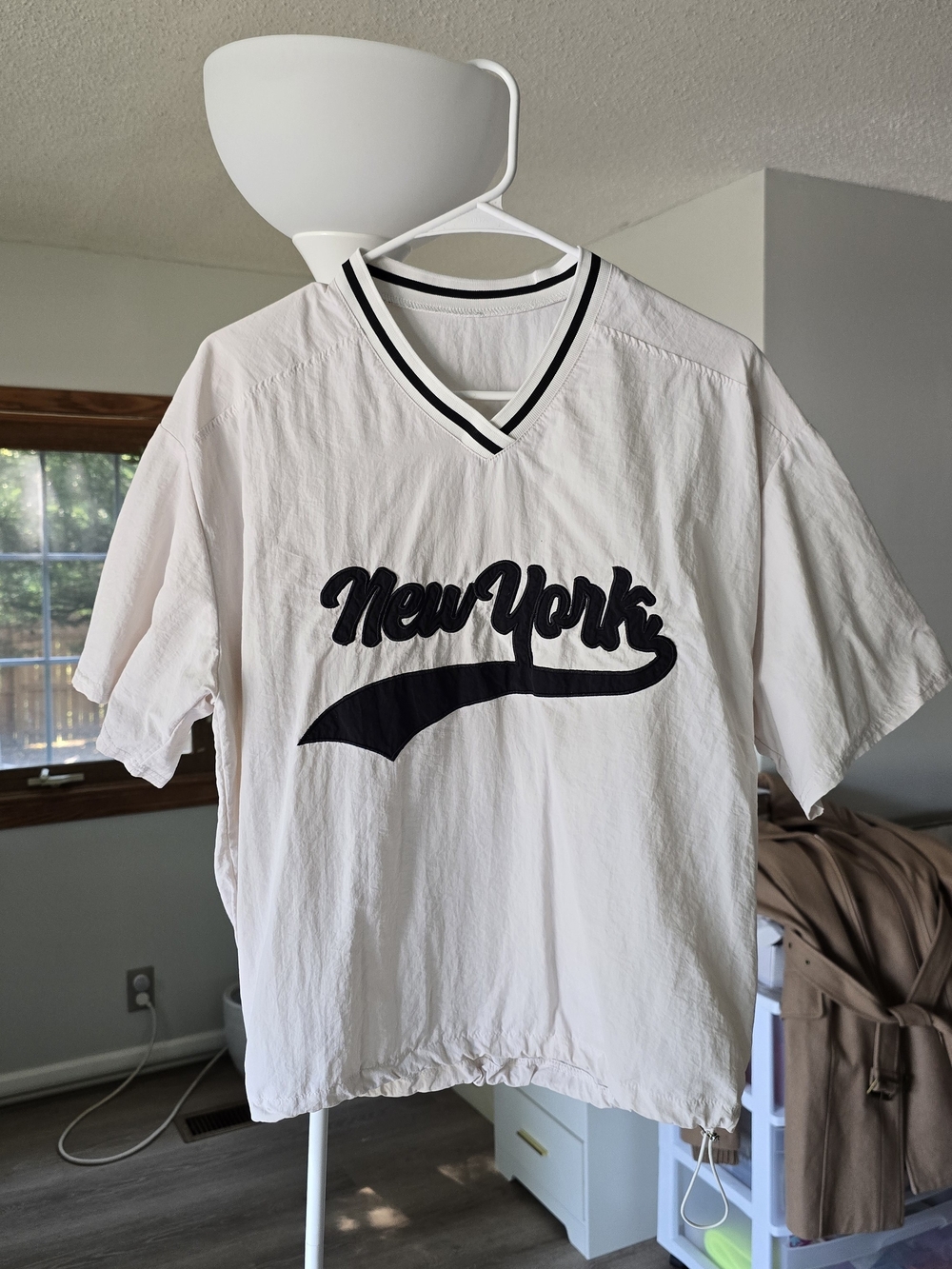 Classic 'New York' V-Neck Graphic Tee in White and Black
